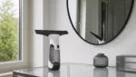 Fenstersauger fuer Spiegel, Glas und Glastische sicher und effektiv verwenden